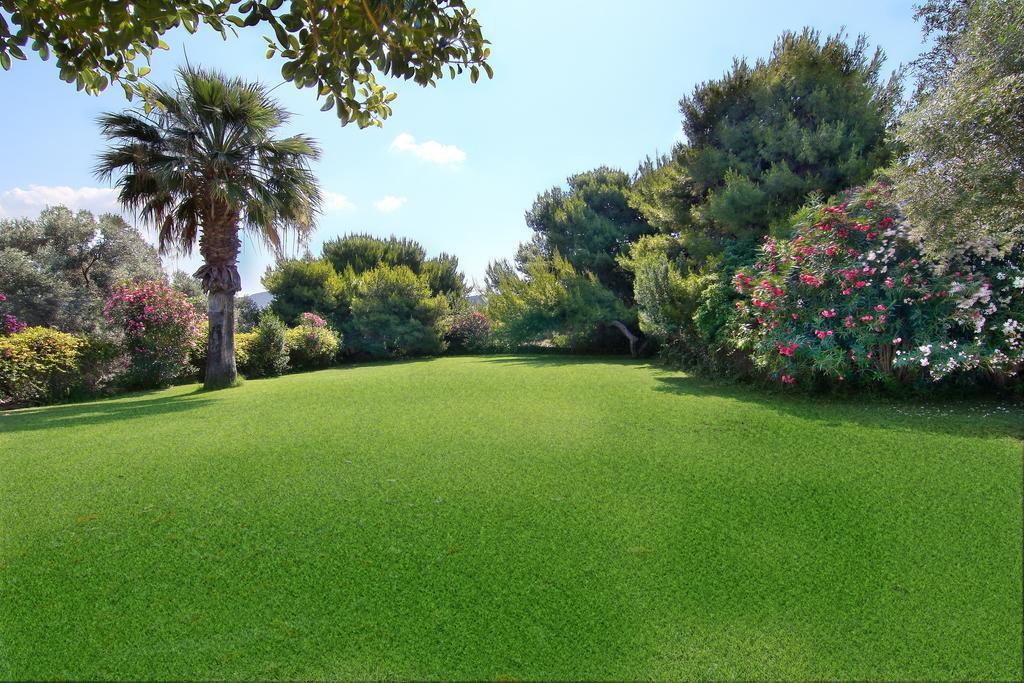 Vouliagmeni Villa Атина Екстериор снимка