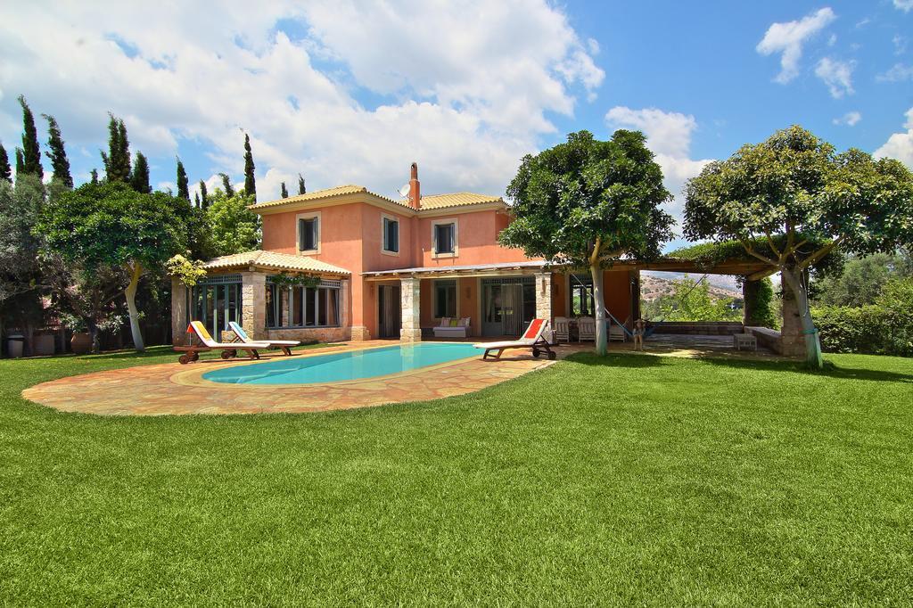 Vouliagmeni Villa Атина Екстериор снимка